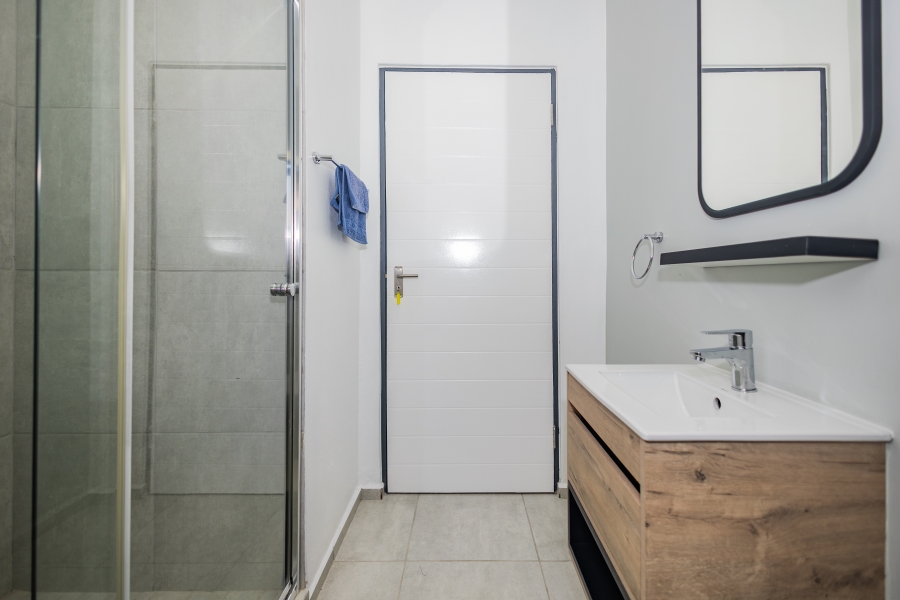 2 Bedroom Property for Sale in Groot Phesantekraal Estate Western Cape